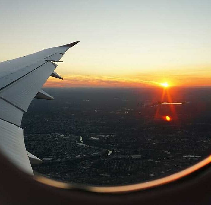 Tech on Tour: Must-Have Apps & Gadgets for Travelers (Demo)